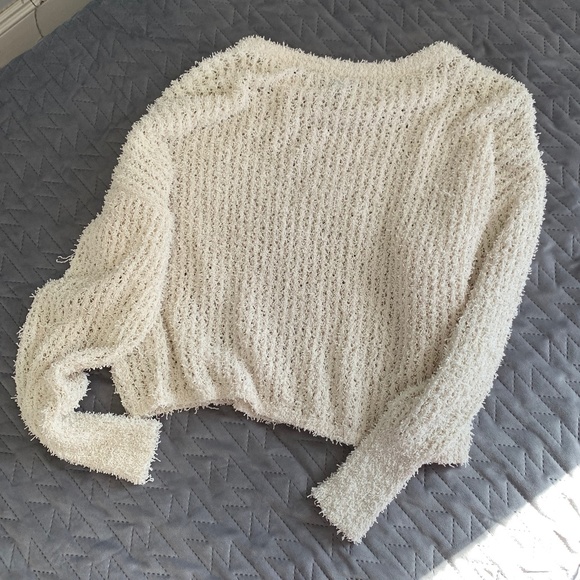 Eyelash Fringe Open Stitch Pullover Sweater - Picture 3 of 6